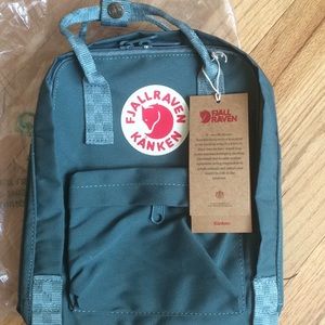 Fjallraven backpack - classic mini kanken